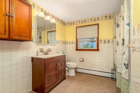 73 Spur Road Dover NH 03820