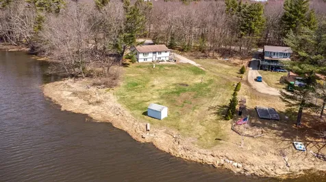 73 Spur Road Dover NH 03820