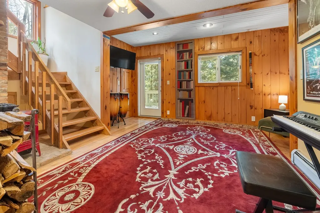 132 Chittenden Drive Hartford VT 05059