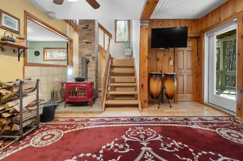 132 Chittenden Drive Hartford VT 05059