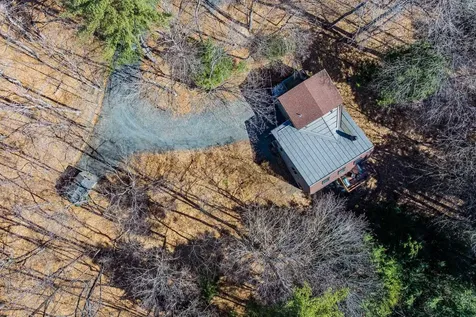 132 Chittenden Drive Hartford VT 05059