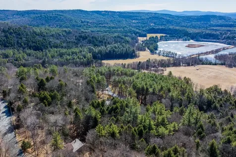 132 Chittenden Drive Hartford VT 05059