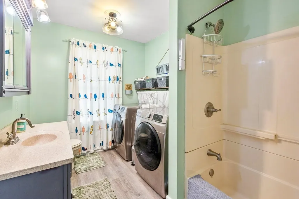 213 Maple Street Bennington VT 05201