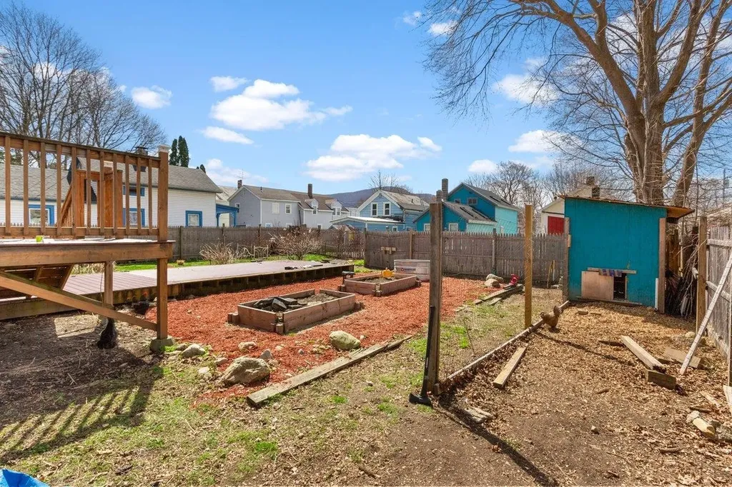 213 Maple Street Bennington VT 05201