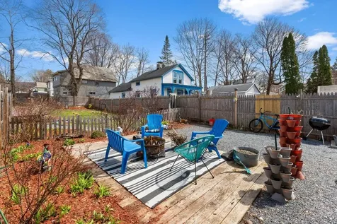 213 Maple Street Bennington VT 05201