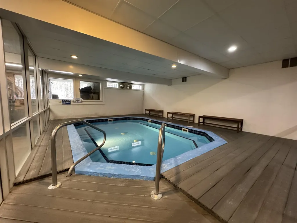 12d Seasons At Attitash Road Bartlett NH 03812