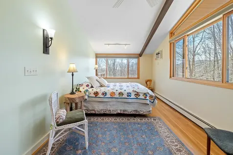 66 Turnpike Road Norwich VT 05055