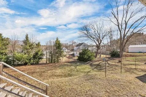 20 Gillette Street Laconia NH 03246