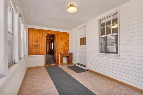 20 Gillette Street Laconia NH 03246