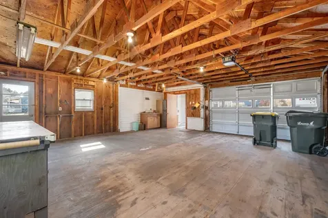 20 Gillette Street Laconia NH 03246