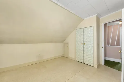 20 Gillette Street Laconia NH 03246