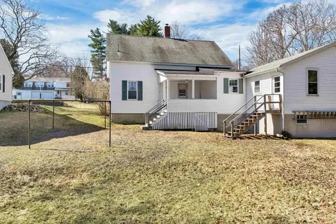 20 Gillette Street Laconia NH 03246