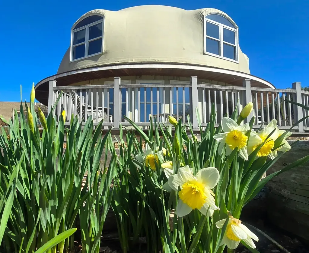 10 Common Way Charlotte VT 05445