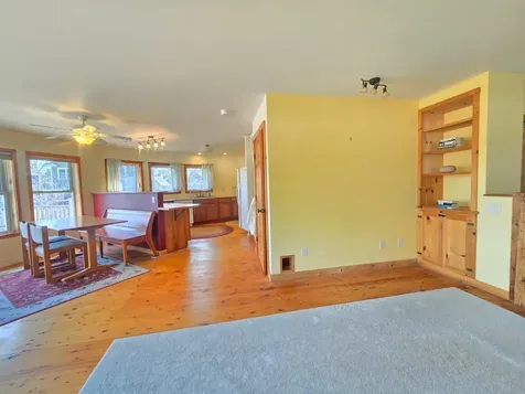 10 Common Way Charlotte VT 05445