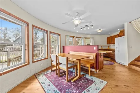 10 Common Way Charlotte VT 05445