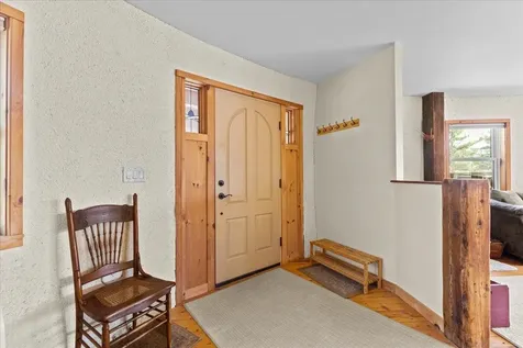 10 Common Way Charlotte VT 05445