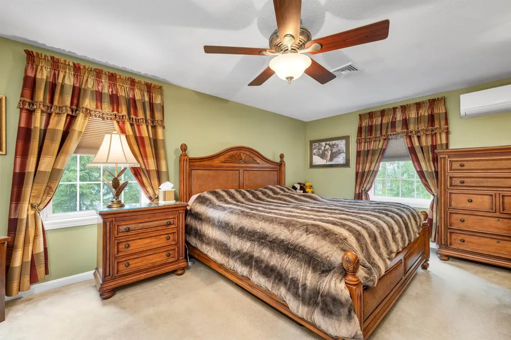 2761 Lake Shore Road Gilford NH 03249