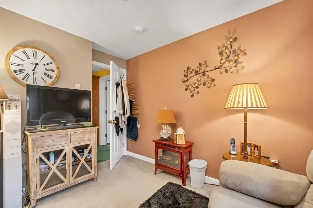 2761 Lake Shore Road Gilford NH 03249