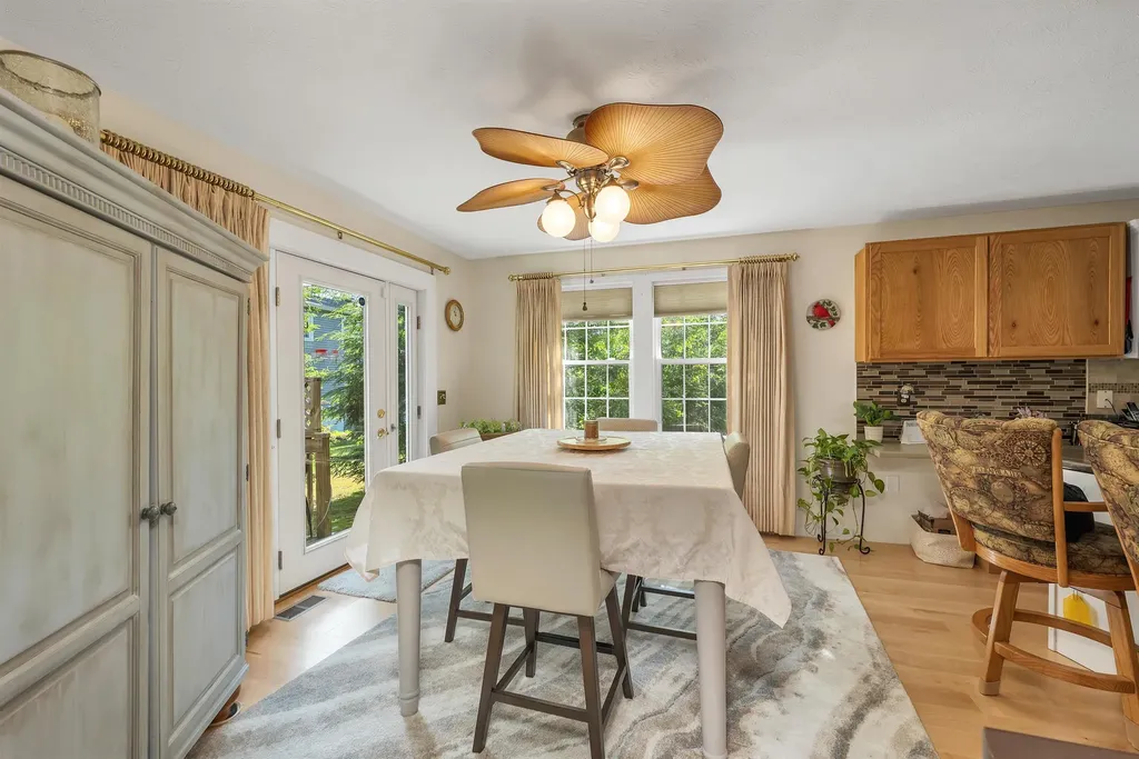 2761 Lake Shore Road Gilford NH 03249