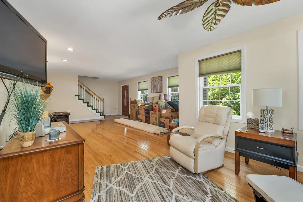 2761 Lake Shore Road Gilford NH 03249