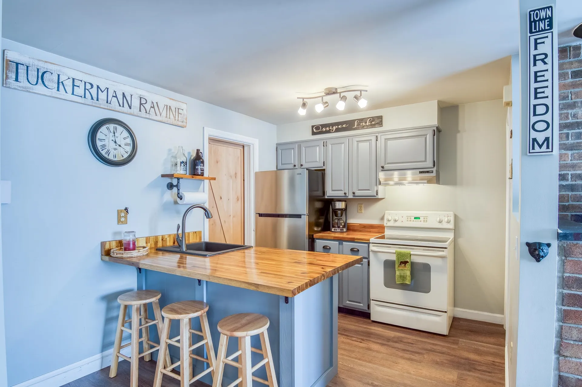 103 Washington Road Freedom NH 03836