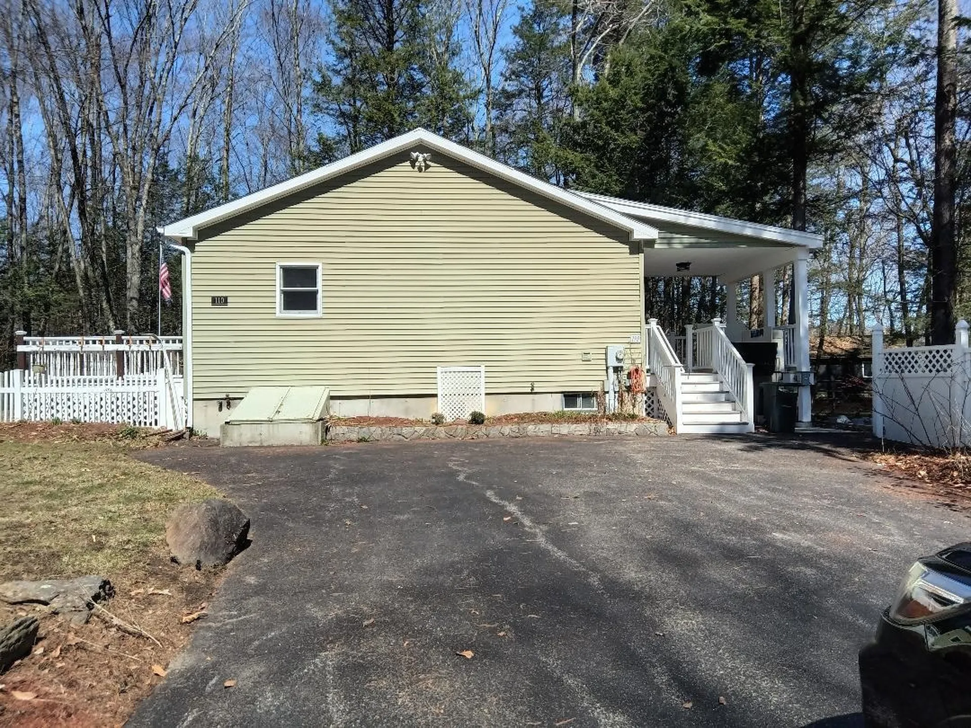 110 Camelot Shore Drive Farmington NH 03835