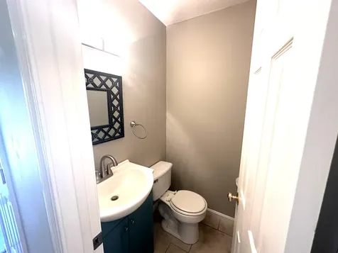 37 Staysail Way Portsmouth NH 03801