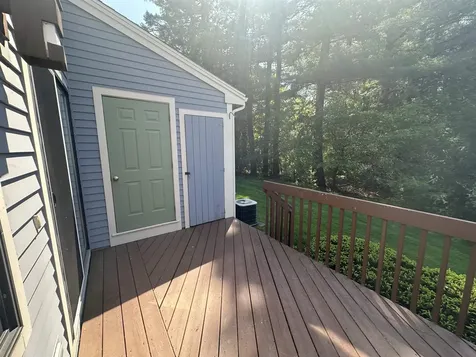 37 Staysail Way Portsmouth NH 03801