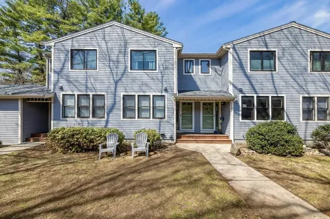 37 Staysail Way Portsmouth NH 03801