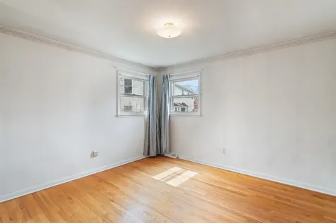 23 Moore Court Burlington VT 05408