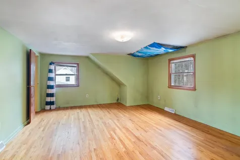 23 Moore Court Burlington VT 05408