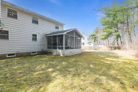 23 Moore Court Burlington VT 05408