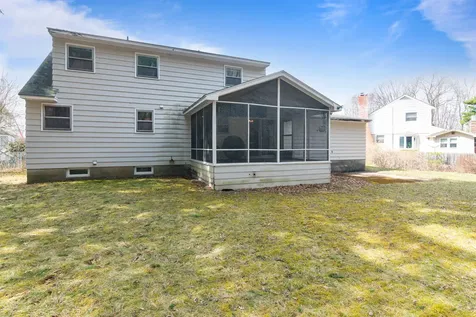 23 Moore Court Burlington VT 05408