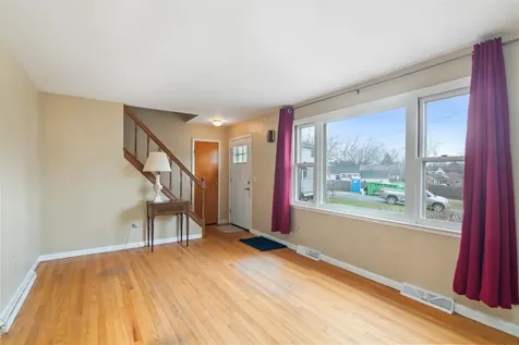 23 Moore Court Burlington VT 05408