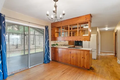 23 Moore Court Burlington VT 05408