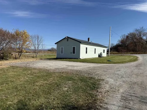68 South Main Street Whiting VT 05778