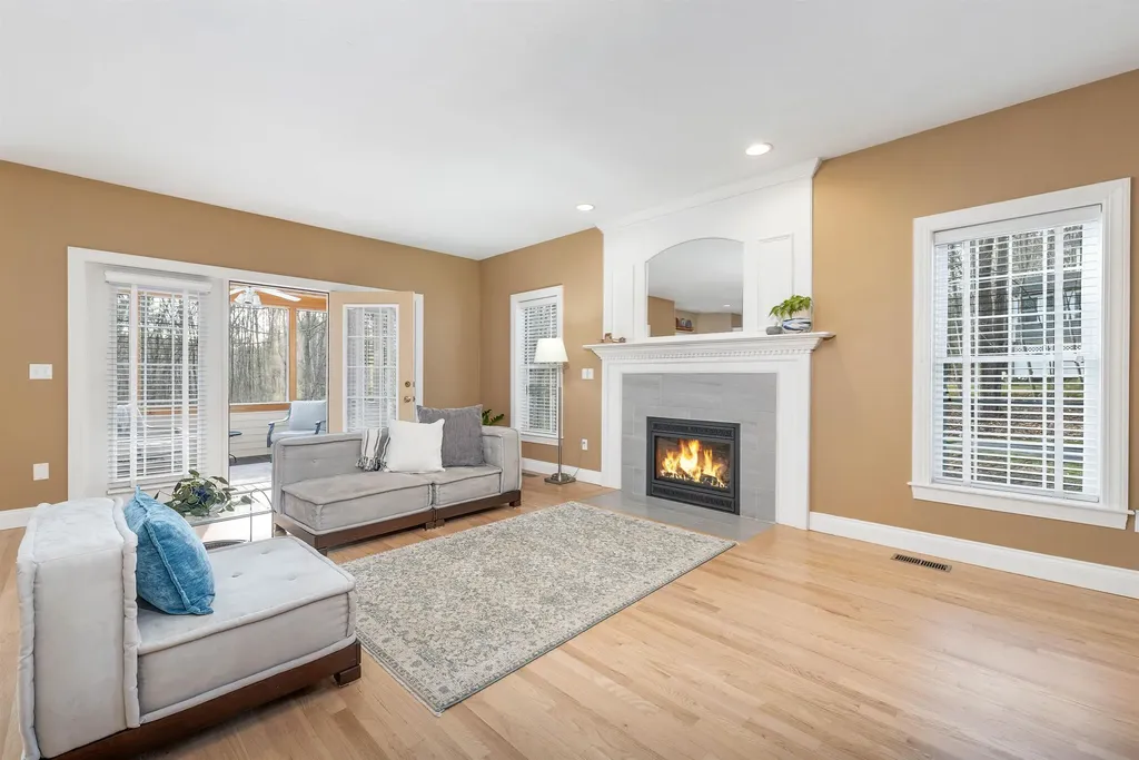 14 Whittier Drive Bow NH 03304