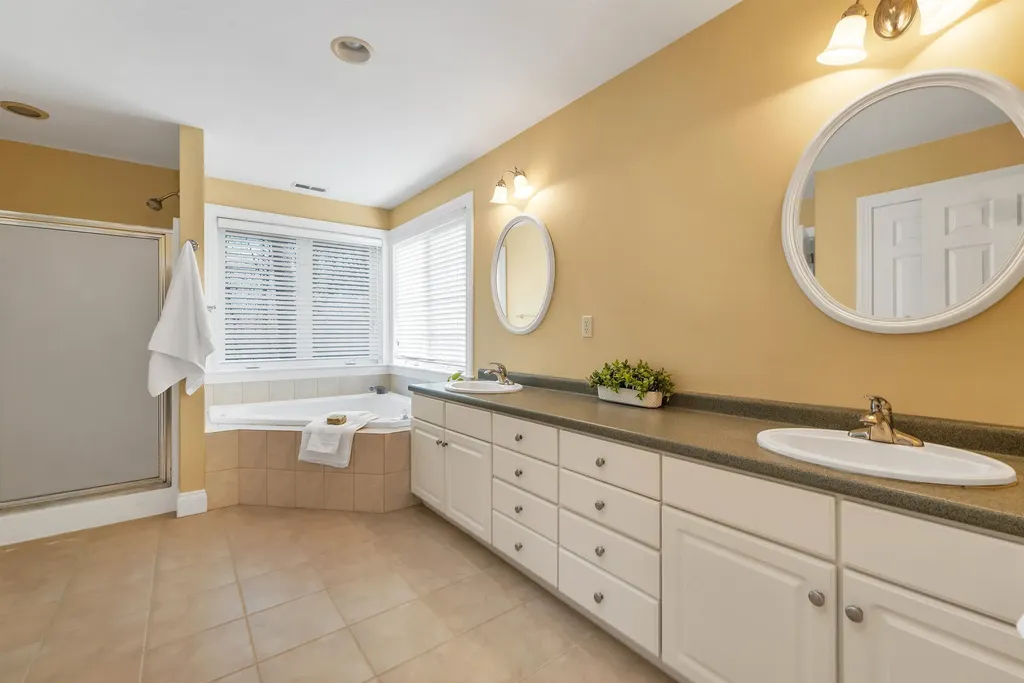 14 Whittier Drive Bow NH 03304