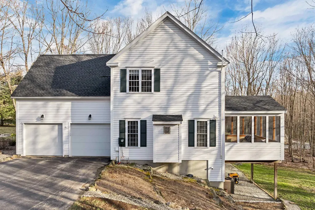 14 Whittier Drive Bow NH 03304