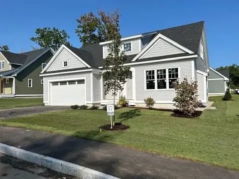 17 The Cliffs At Evergreen, Evergreen Drive Auburn NH 03032