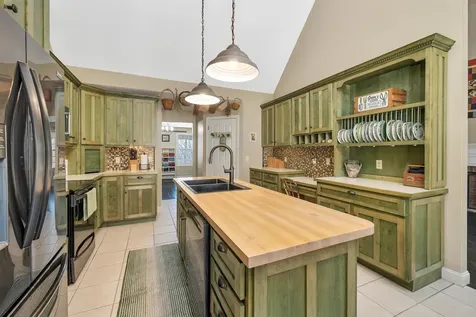 23 Bear Hill Road Windham NH 03087