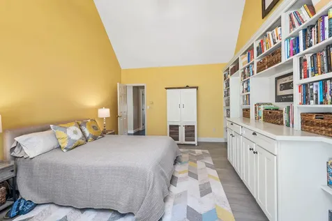 23 Bear Hill Road Windham NH 03087