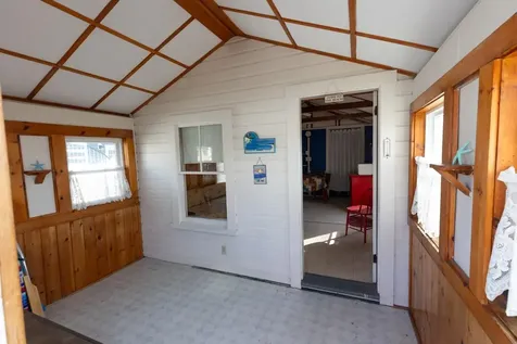 8 Chase Street Hampton NH 03842