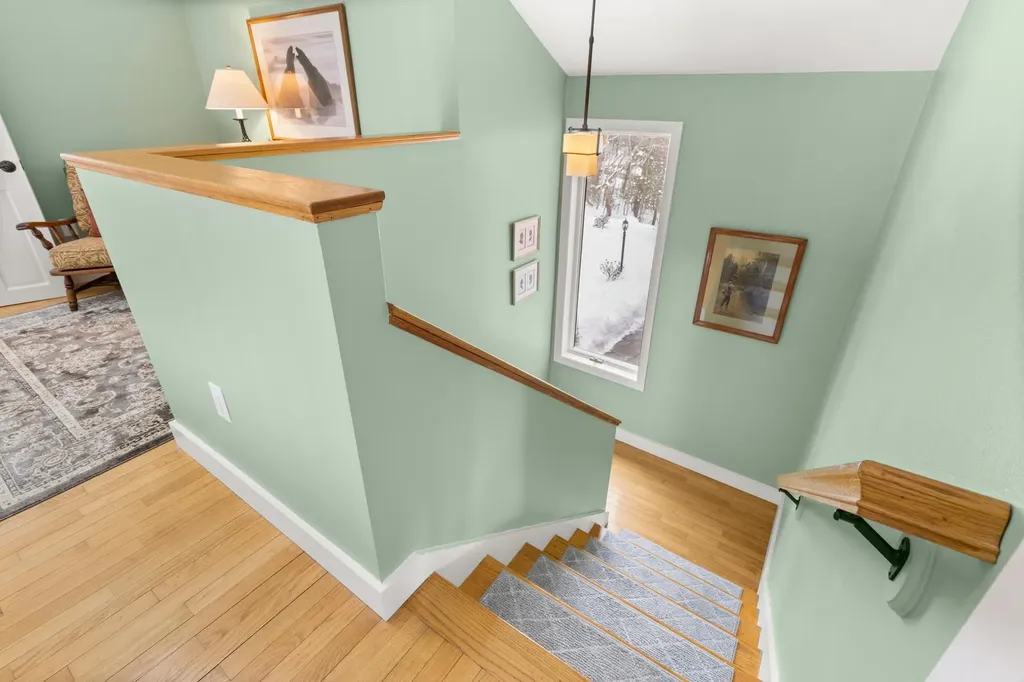 22 Pocahontas Road Kittery ME 03905