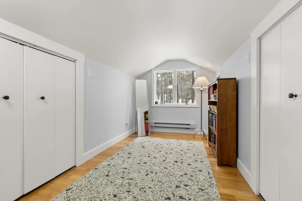 22 Pocahontas Road Kittery ME 03905