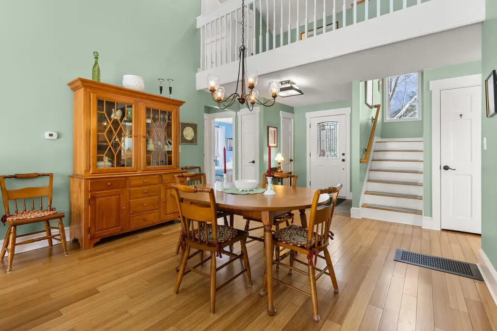 22 Pocahontas Road Kittery ME 03905