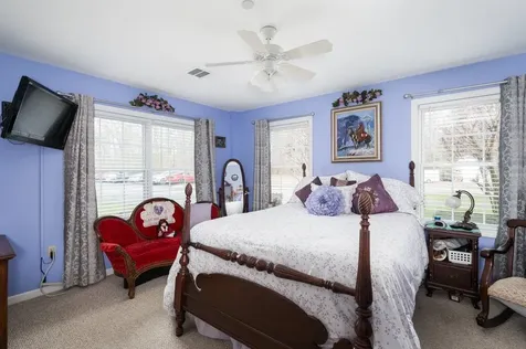 118 Secretariat Way Rochester NH 03867