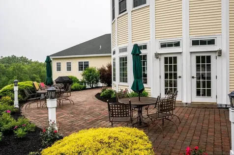 118 Secretariat Way Rochester NH 03867