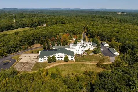 118 Secretariat Way Rochester NH 03867