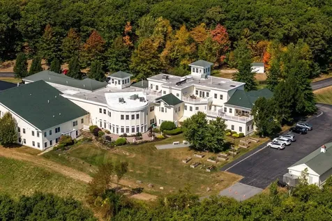 118 Secretariat Way Rochester NH 03867